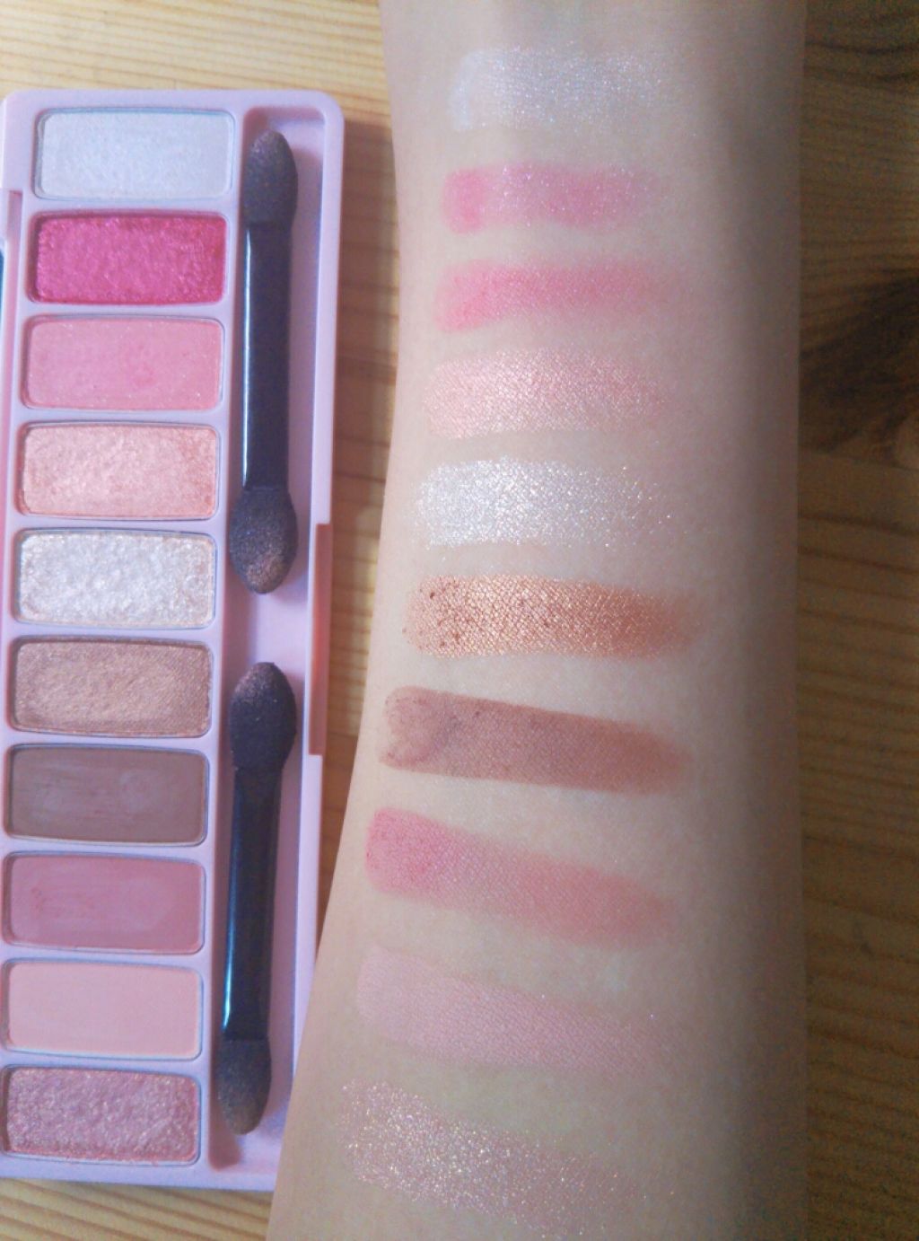 プレイカラー アイシャドウ/ETUDE/アイシャドウパレットを使ったクチコミ（2枚目）