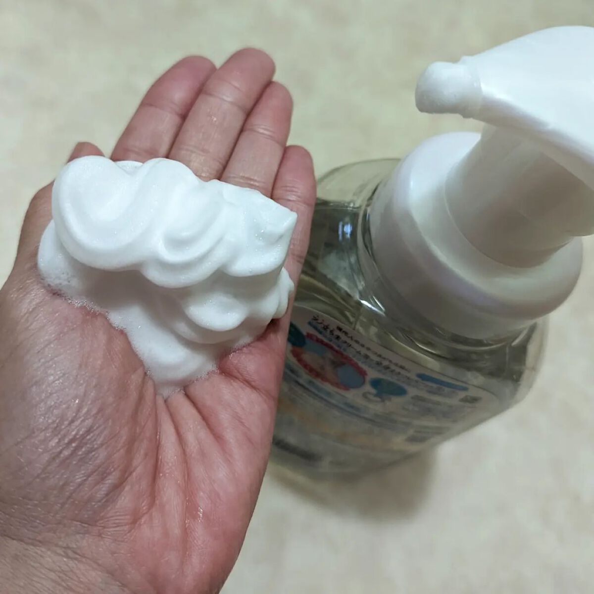 ザ ボディ 泡タイプ ピュアリーサボンの香り/ビオレu/ボディソープを使ったクチコミ（3枚目）