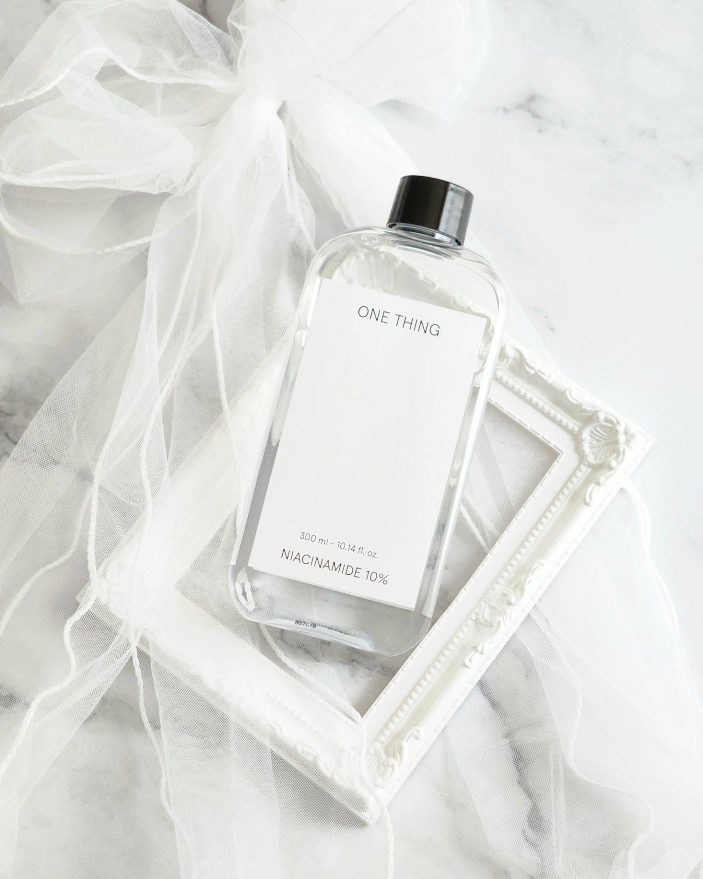 O(ワンシング)様モニターにて⁡
⁡｢ナイアシンアミド10%化粧水｣を使わせて頂きましNE THINGた🧴✨⁡
⁡⁡
⁡たっぷり容量ボトルでありながらオシャレ🤭✨⁡
⁡ほんの少しとろみを感じるけど、うるおいつつサッパリした使い心地🌱⁡