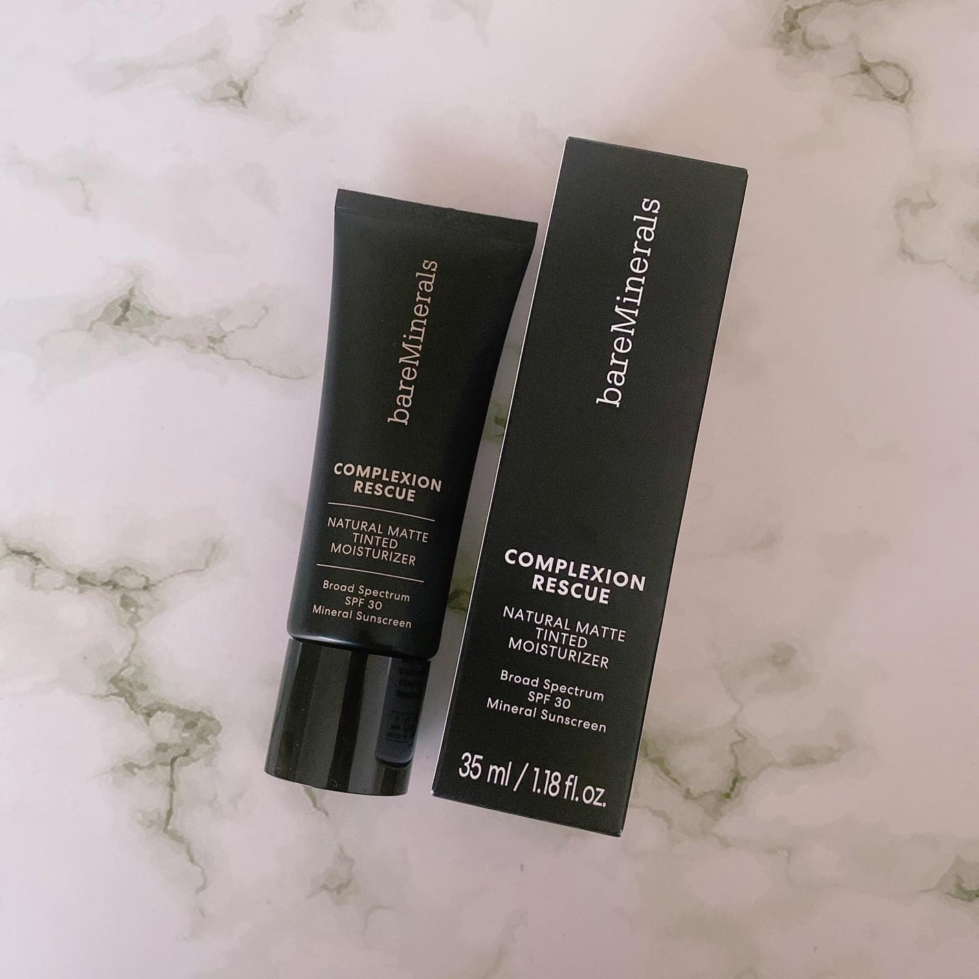 CR ナチュラル マット モイスチャライザー/bareMinerals/クリーム・エマルジョンファンデーションを使ったクチコミ(4枚目)