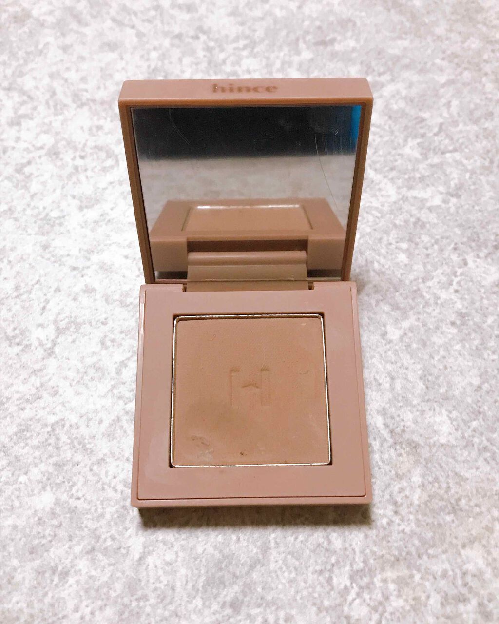 ニューデップスアイシャドウ/hince/単色アイシャドウを使ったクチコミ(1枚目)