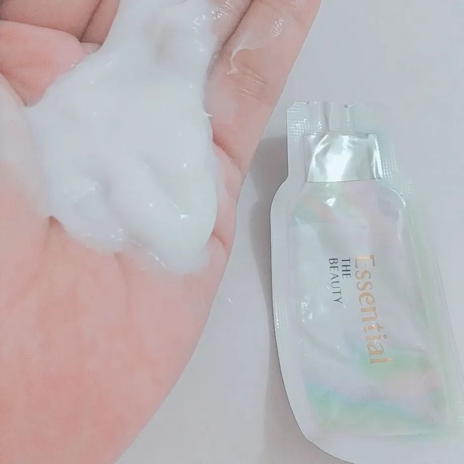 ザビューティ うるツヤチャージヘアパック/エッセンシャル/ヘアマスク・ヘアパックを使ったクチコミ(4枚目)