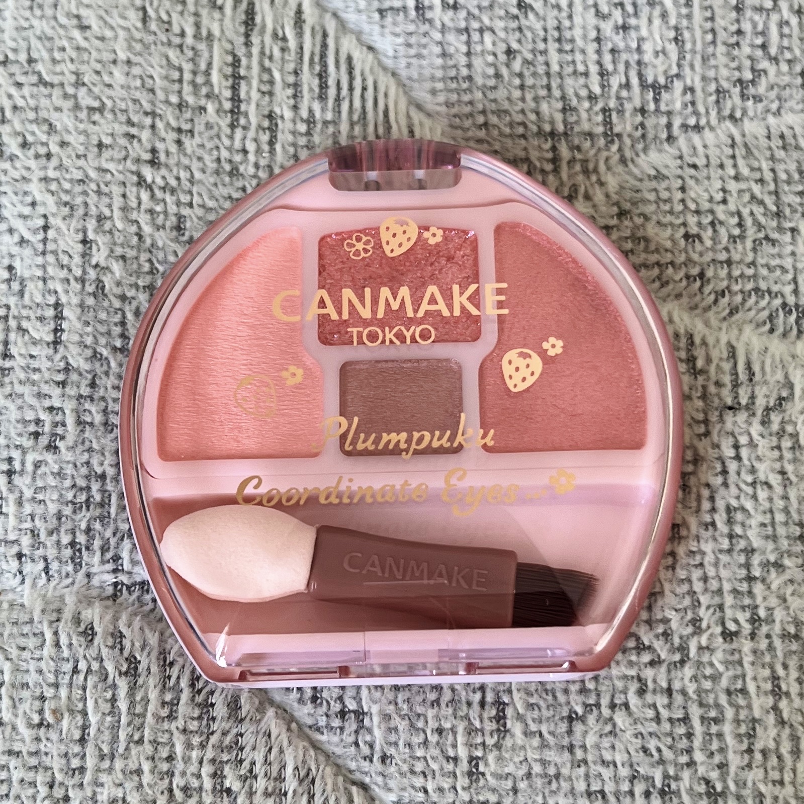 プランぷくコーデアイズ/キャンメイク/パウダーアイシャドウを使ったクチコミ（2枚目）