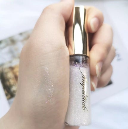 コンスピキュアス リップグロス/Amplitude/リップグロスを使ったクチコミ(3枚目)