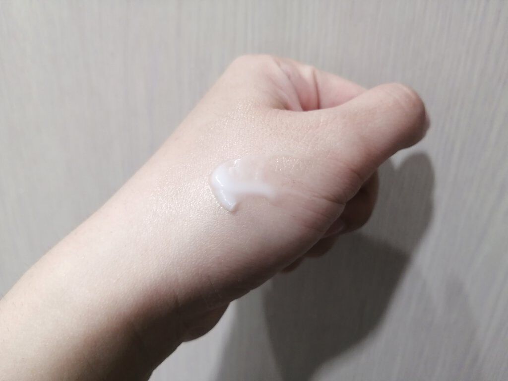 リンクル＆ホワイト スキンパーフェクション ジェル/ミキモト コスメティックス/オールインワン化粧品を使ったクチコミ（3枚目）