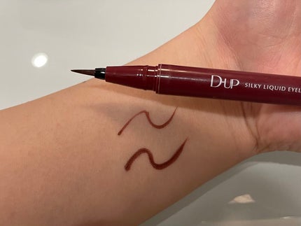 シルキーリキッドアイライナーWP/D-UP/リキッドアイライナーを使ったクチコミ(3枚目)