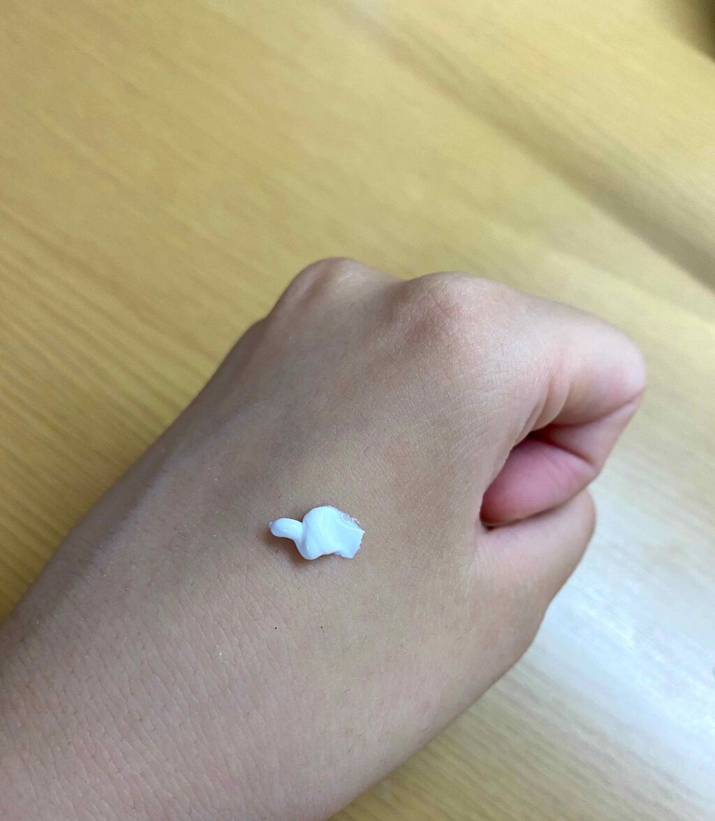 ミルク ブラー トーン アップ クリーム/PERIPERA/化粧下地を使ったクチコミ(2枚目)