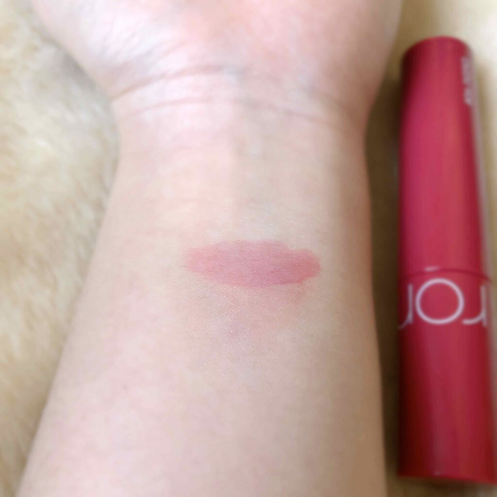 ジューシーラスティングティント/rom&nd/リップティントを使ったクチコミ(3枚目)