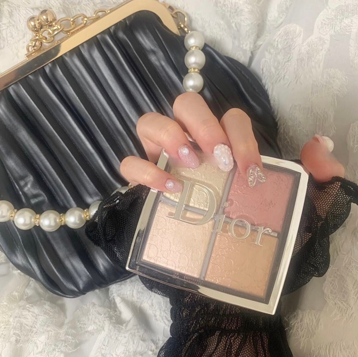 ディオール バックステージ フェイス グロウ パレット/Dior/ハイライトを使ったクチコミ(1枚目)