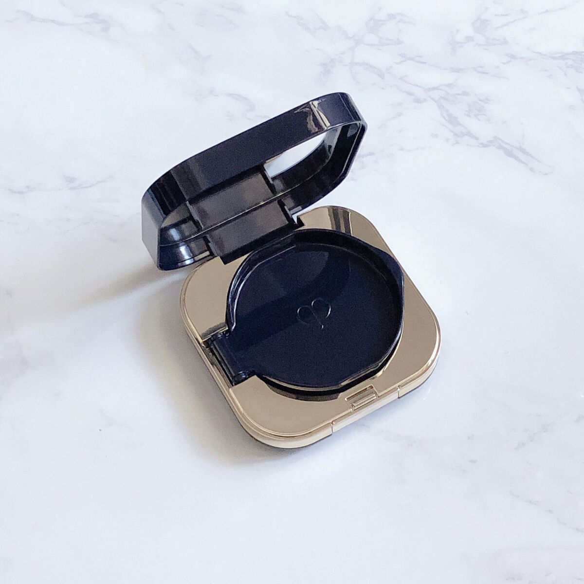 クレ・ド・ポー ボーテ タンクッションエクラ ナチュレル ピンクオークル 00/クレ・ド・ポー ボーテ/クッションファンデーションを使ったクチコミ（3枚目）