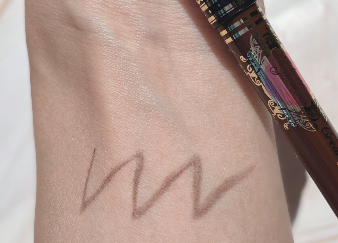 アヴァンセ ジョリ・エ ジョリ・エ クリーミィアイライナー/アヴァンセ/ペンシルアイライナーを使ったクチコミ(4枚目)