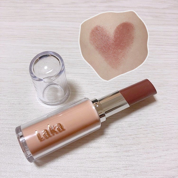 ボンディンググロウリップスティック/Laka/口紅を使ったクチコミ(2枚目)
