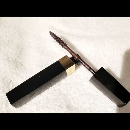 CHANEL イニミタブルのクチコミ「
*^CHANEL
   ◎INIMITABLE (¥4200)
    - 30 NOIR-.....」(2枚目)