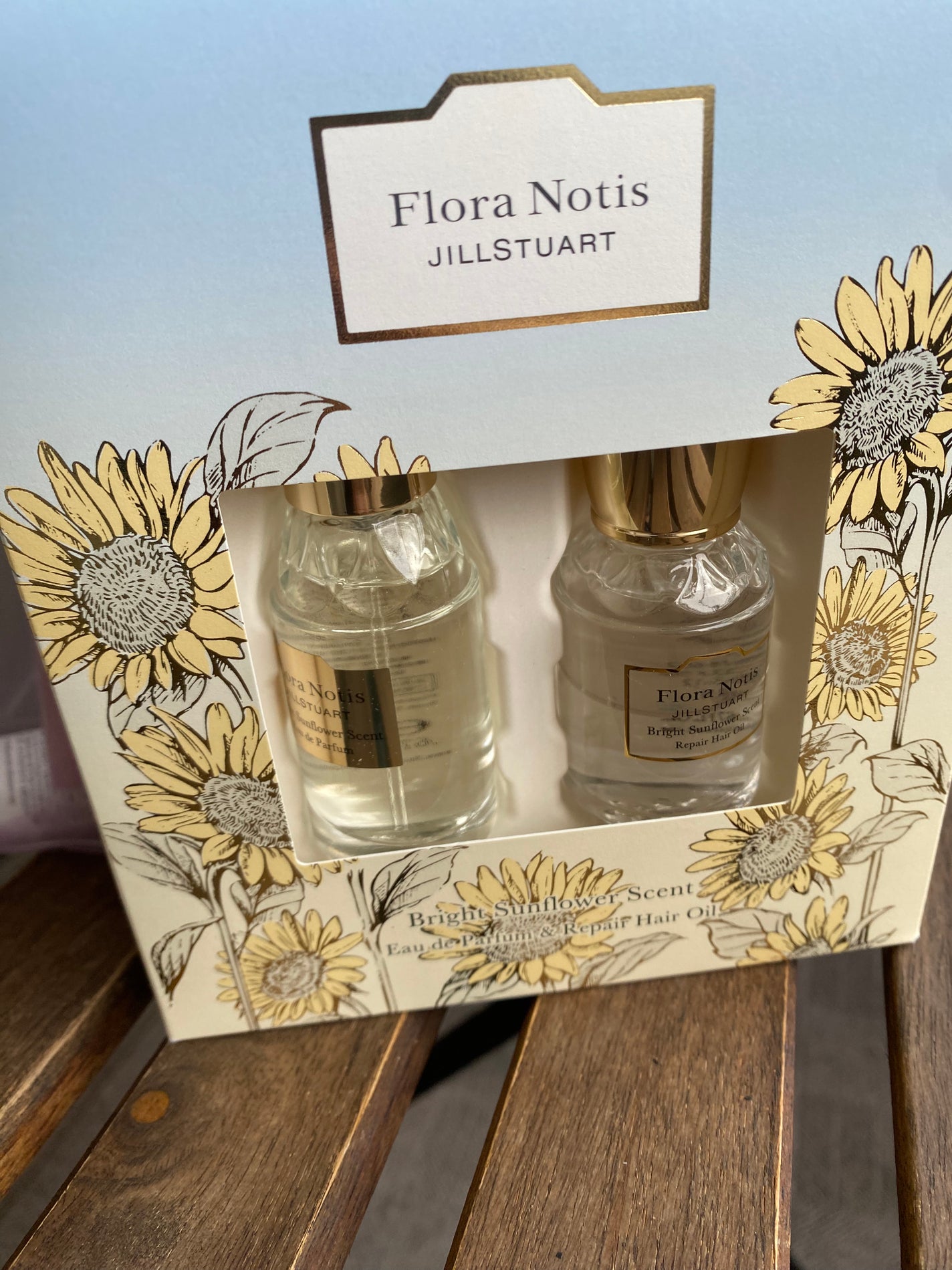 ブライトサンフラワー オードパルファン&リペアヘアオイル/Flora Notis JILL STUART/その他キットセットを使ったクチコミ(1枚目)