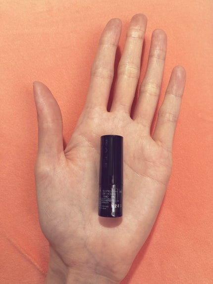 ケイト リップモンスター 05 ダークフィグ(ミニ)<数量限定発売>/KATE/口紅を使ったクチコミ(3枚目)