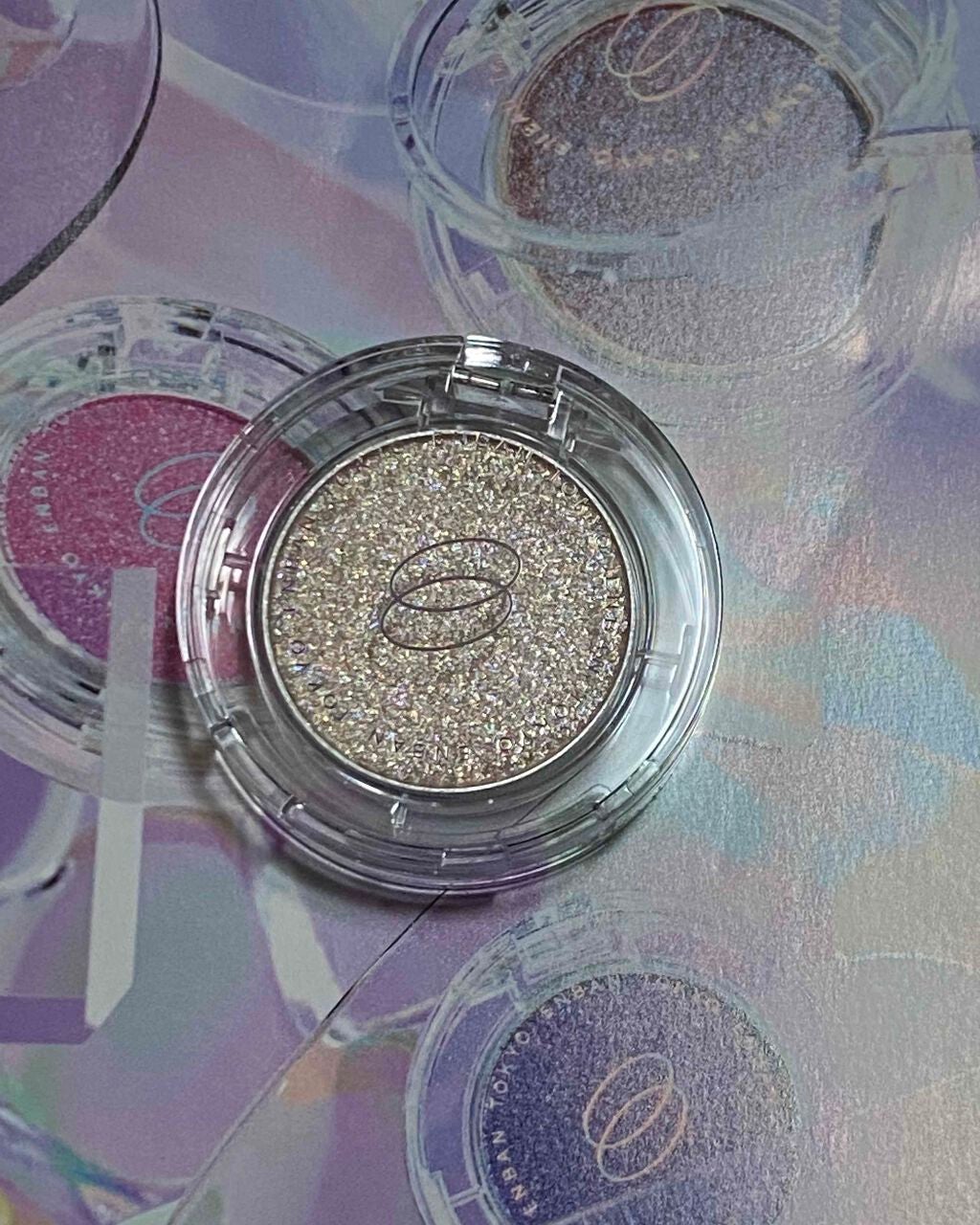 マルチグリッターカラー/ENBAN TOKYO/単色アイシャドウを使ったクチコミ(1枚目)