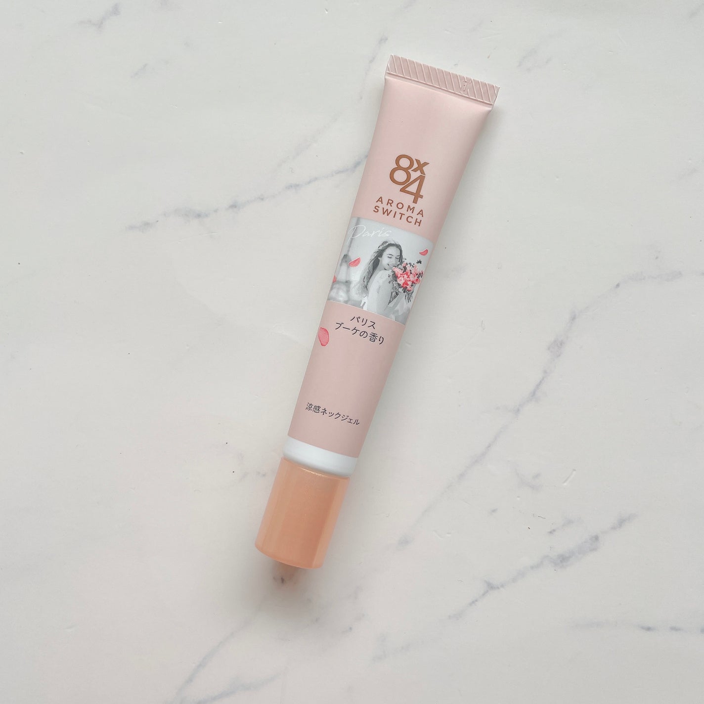 8x4 アロマスイッチ 涼感ネックジェル パリスブーケの香り/8x4/デオドラント・制汗剤を使ったクチコミ(4枚目)