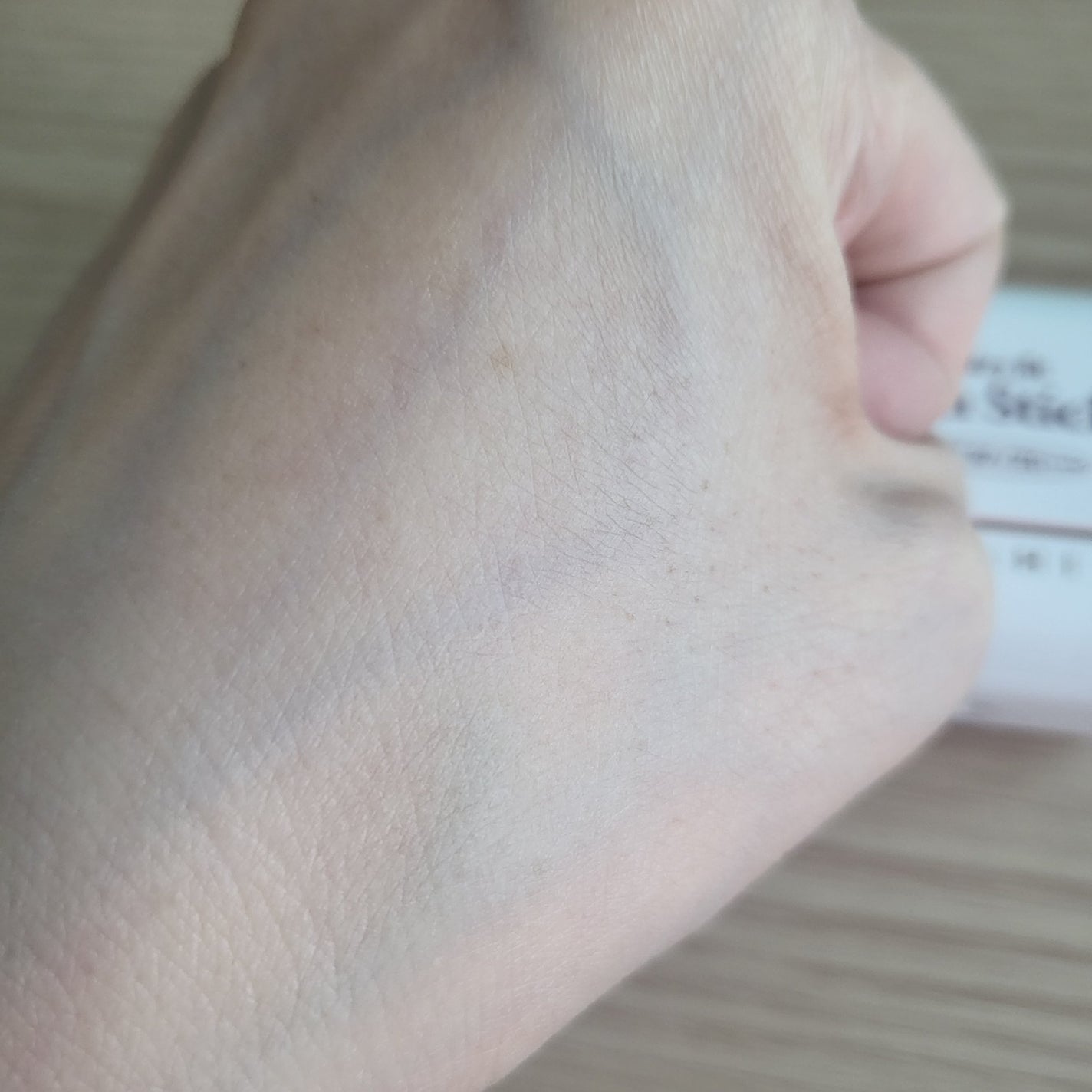 エアリーフィットサンスティック/KAHI/日焼け止めスティックを使ったクチコミ(4枚目)