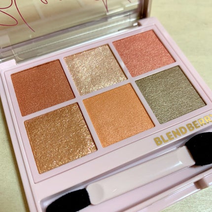 オーラクリエイション/BLEND BERRY/アイシャドウパレットを使ったクチコミ(4枚目)