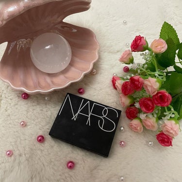 ライトリフレクティングセッティングパウダー　プレスト　N/NARS/プレストパウダーを使ったクチコミ（2枚目）