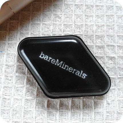 デュアルサイド シリコン ブレンダー/bareMinerals/パフ・スポンジを使ったクチコミ(2枚目)