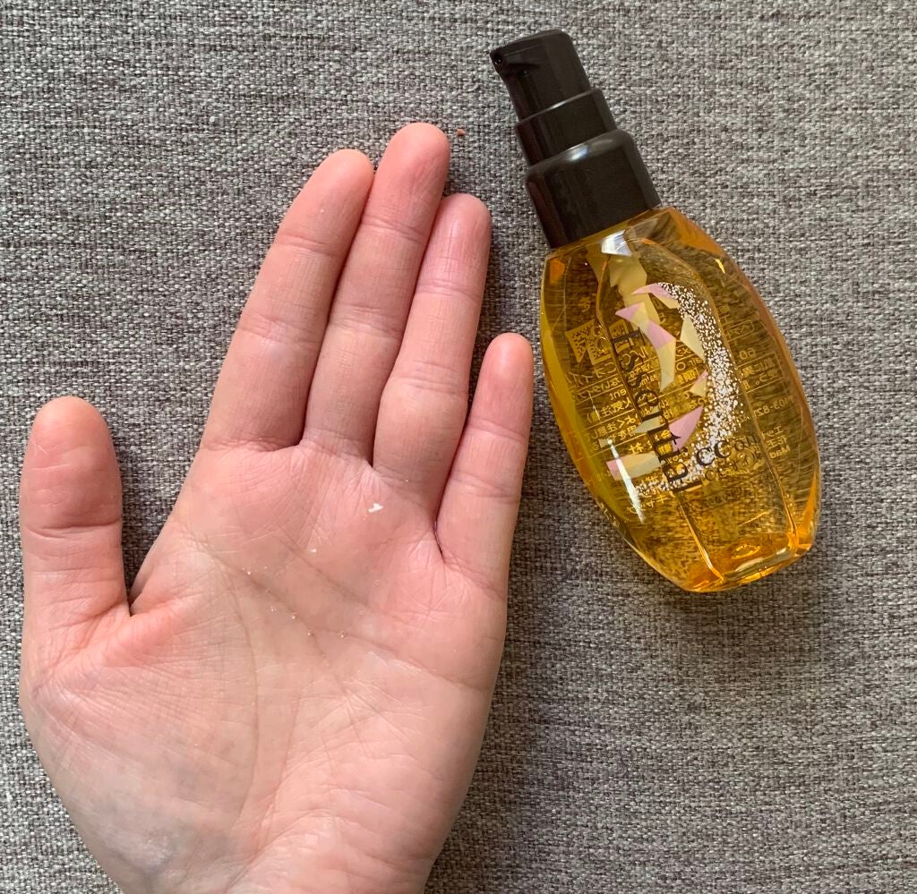 CCオイル/エッセンシャル/ヘアオイルを使ったクチコミ(2枚目)