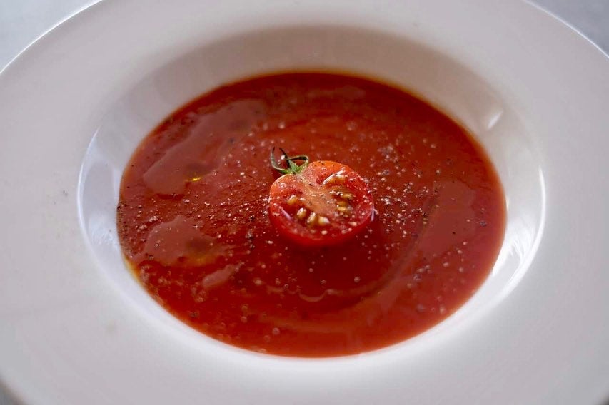 はち on LIPS 「トマトに極限のストレスをかけて果実に栄養を全力で注ぎ込ませる最..」(1枚目)