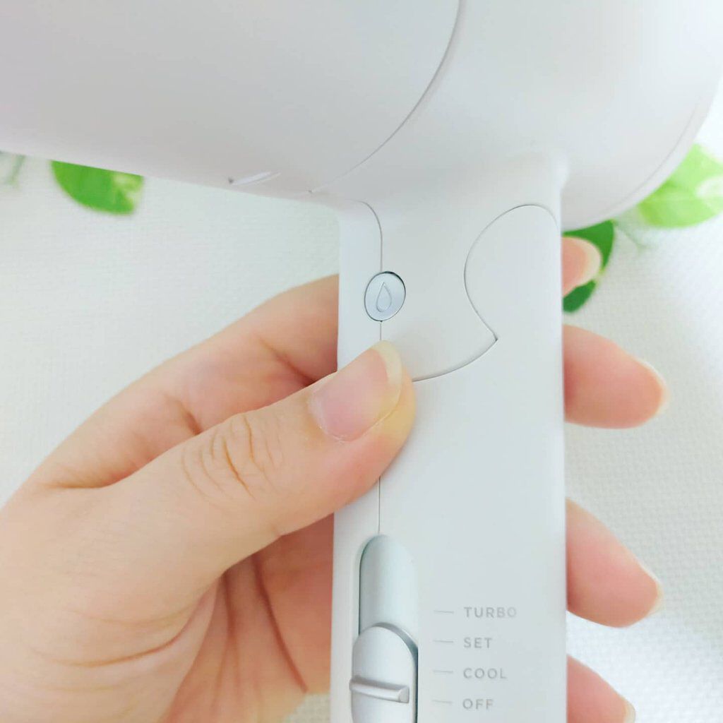 トリートメントミストドライヤー /SALONIA/ドライヤーを使ったクチコミ（3枚目）