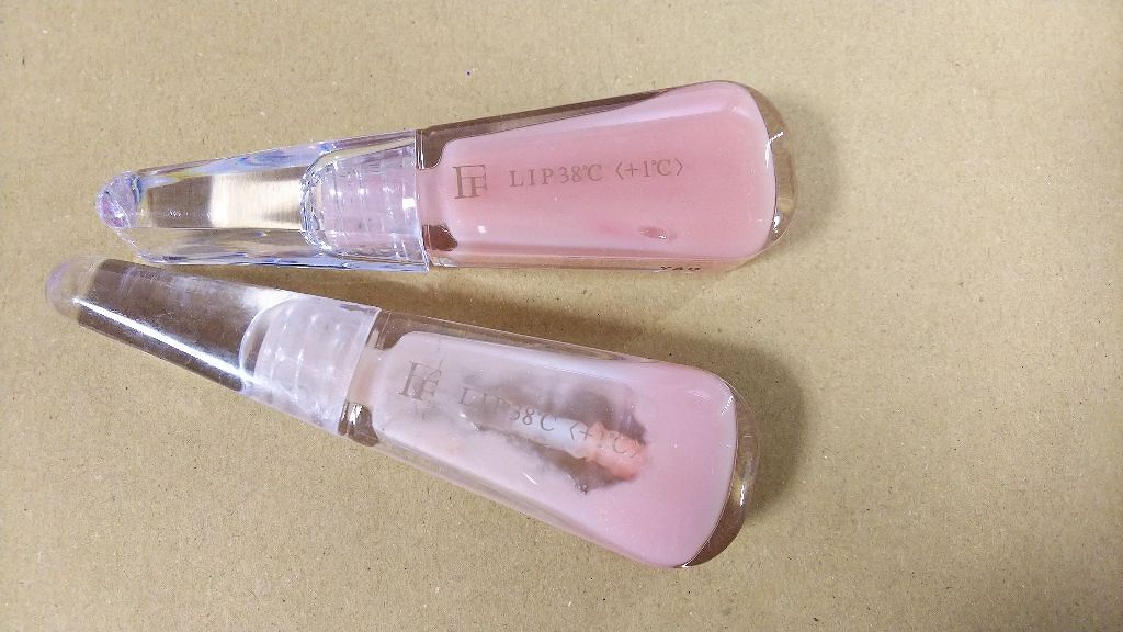 38°C / 99°F リップトリートメント (リップ美容液)/UZU BY FLOWFUSHI/リップケアを使ったクチコミ(1枚目)