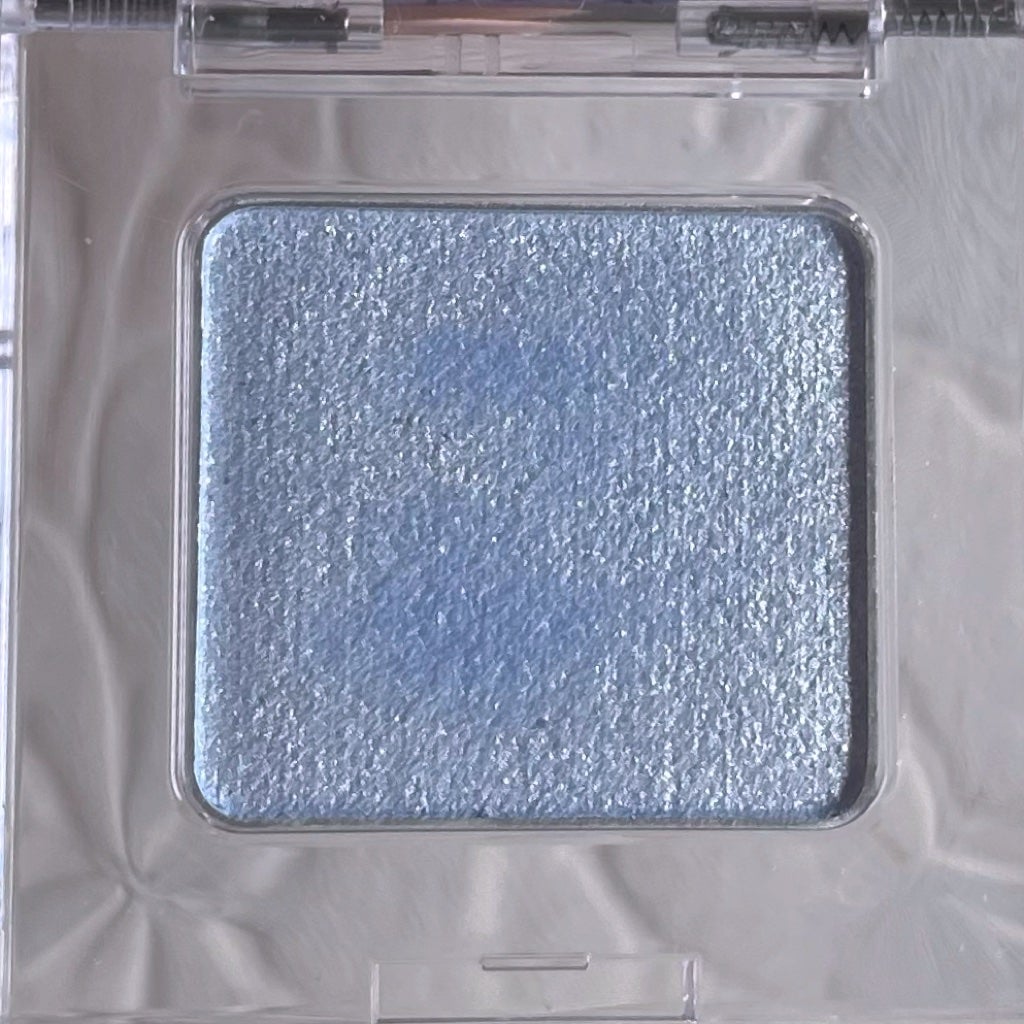 マルチカラーバリエーション トゥインクル/チャコット・コスメティクス/単色アイシャドウを使ったクチコミ(2枚目)