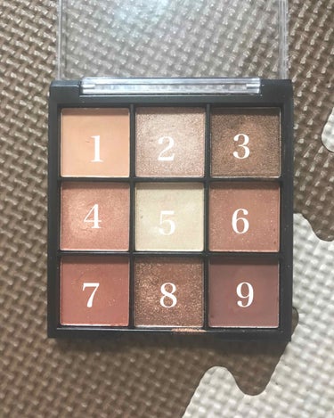 UR GLAM　BLOOMING EYE COLOR PALETTE/U R GLAM/アイシャドウパレットを使ったクチコミ（2枚目）