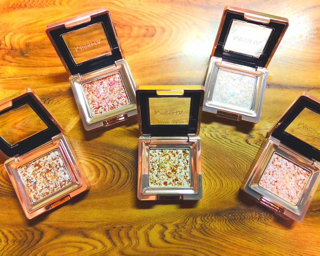 グリッタープリズム シャドウ/MISSHA/グリッターを使ったクチコミ(1枚目)