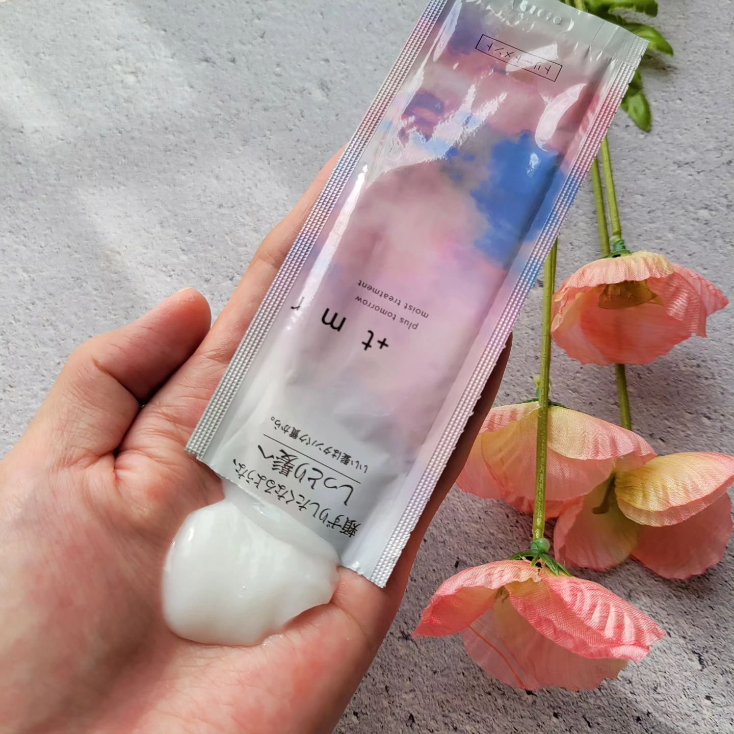 オーバーナイト ヘアセラム/＋ｔｍｒ/ヘアオイルを使ったクチコミ（3枚目）