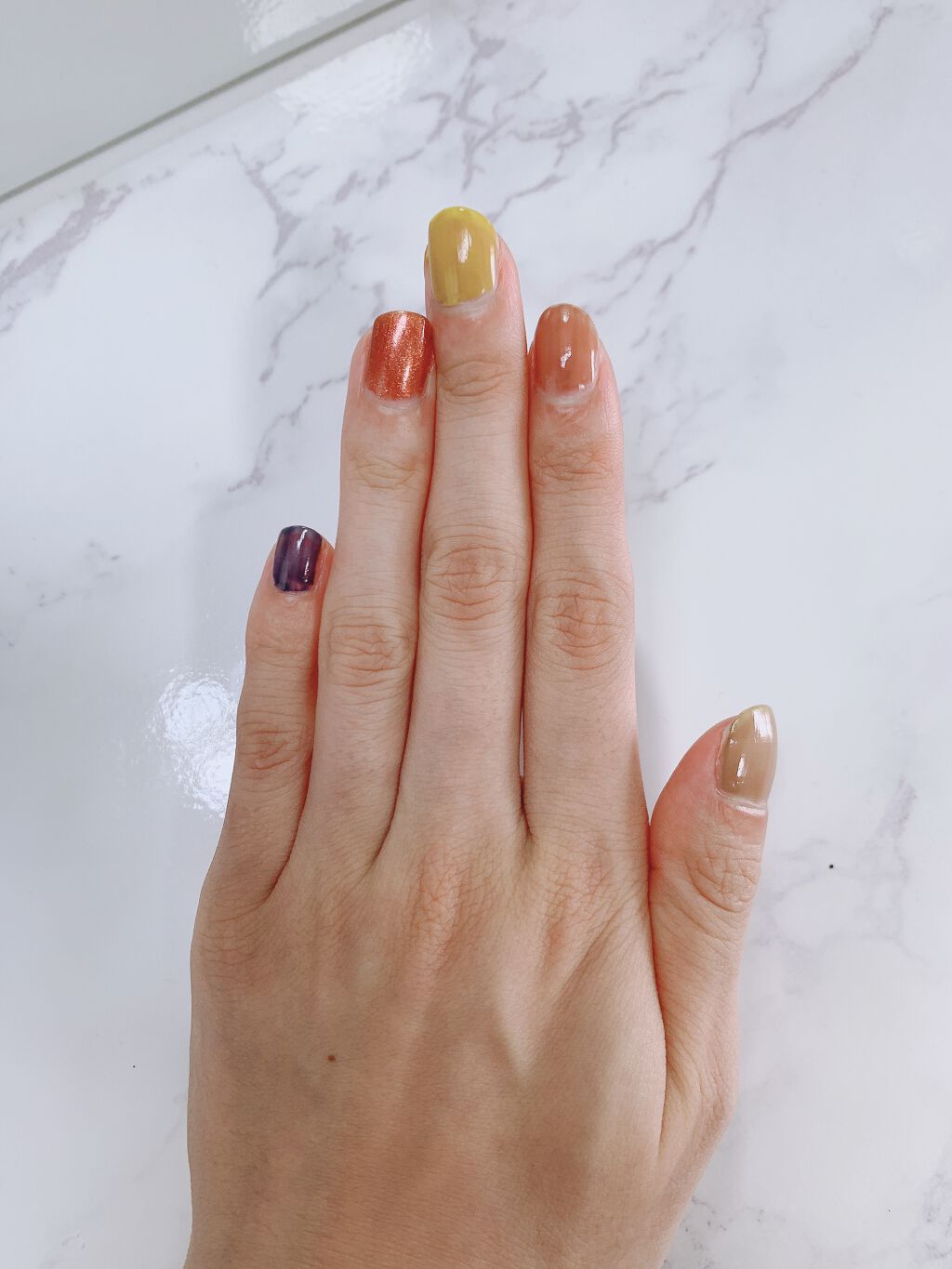 カラフルネイルズ/キャンメイク/マニキュアを使ったクチコミ（3枚目）