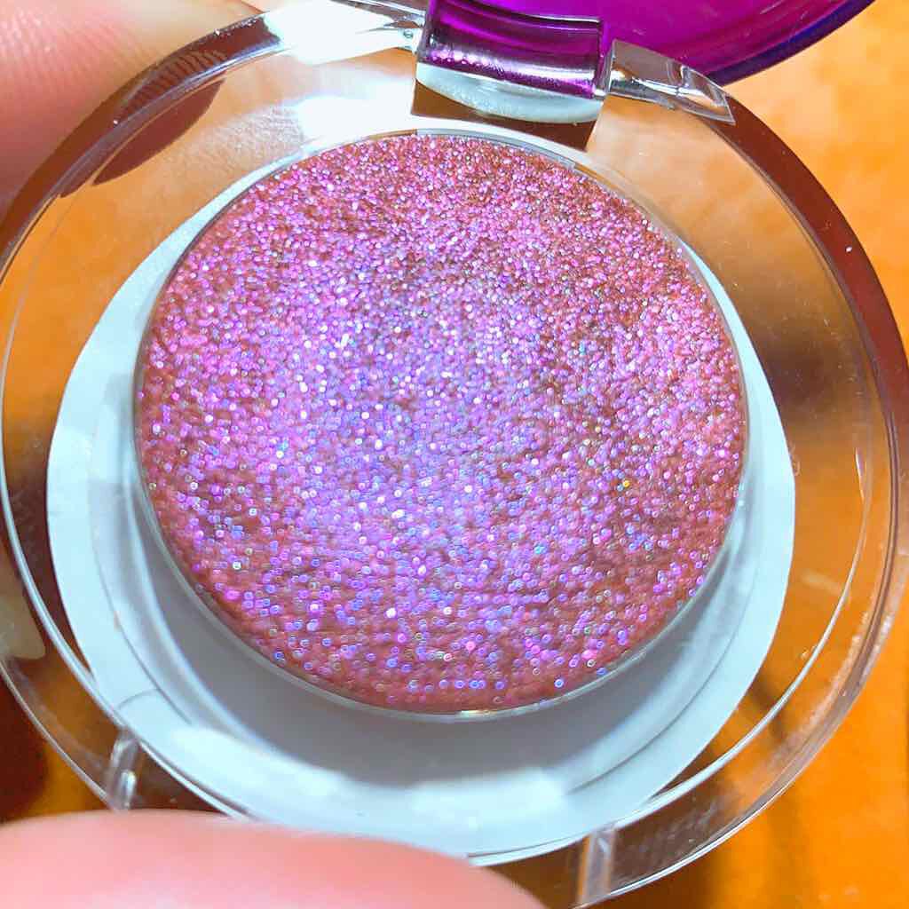 パティ パウダー アイ ビーム/REVLON/単色アイシャドウを使ったクチコミ（3枚目）