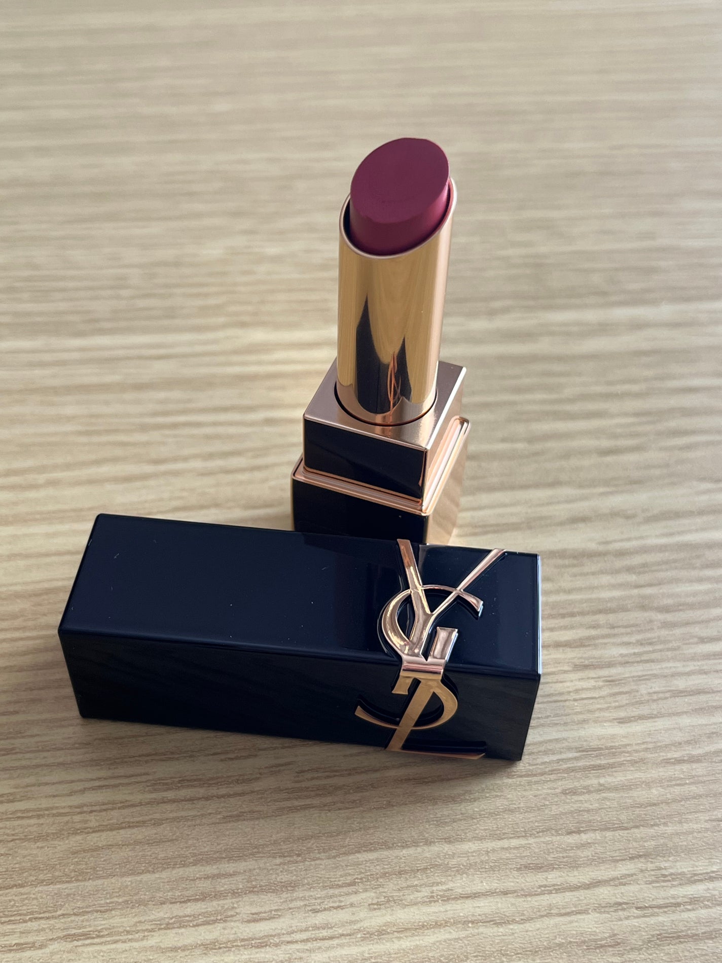 ルージュ ピュールクチュール ザ ボールド/YVES SAINT LAURENT BEAUTE/口紅を使ったクチコミ(1枚目)