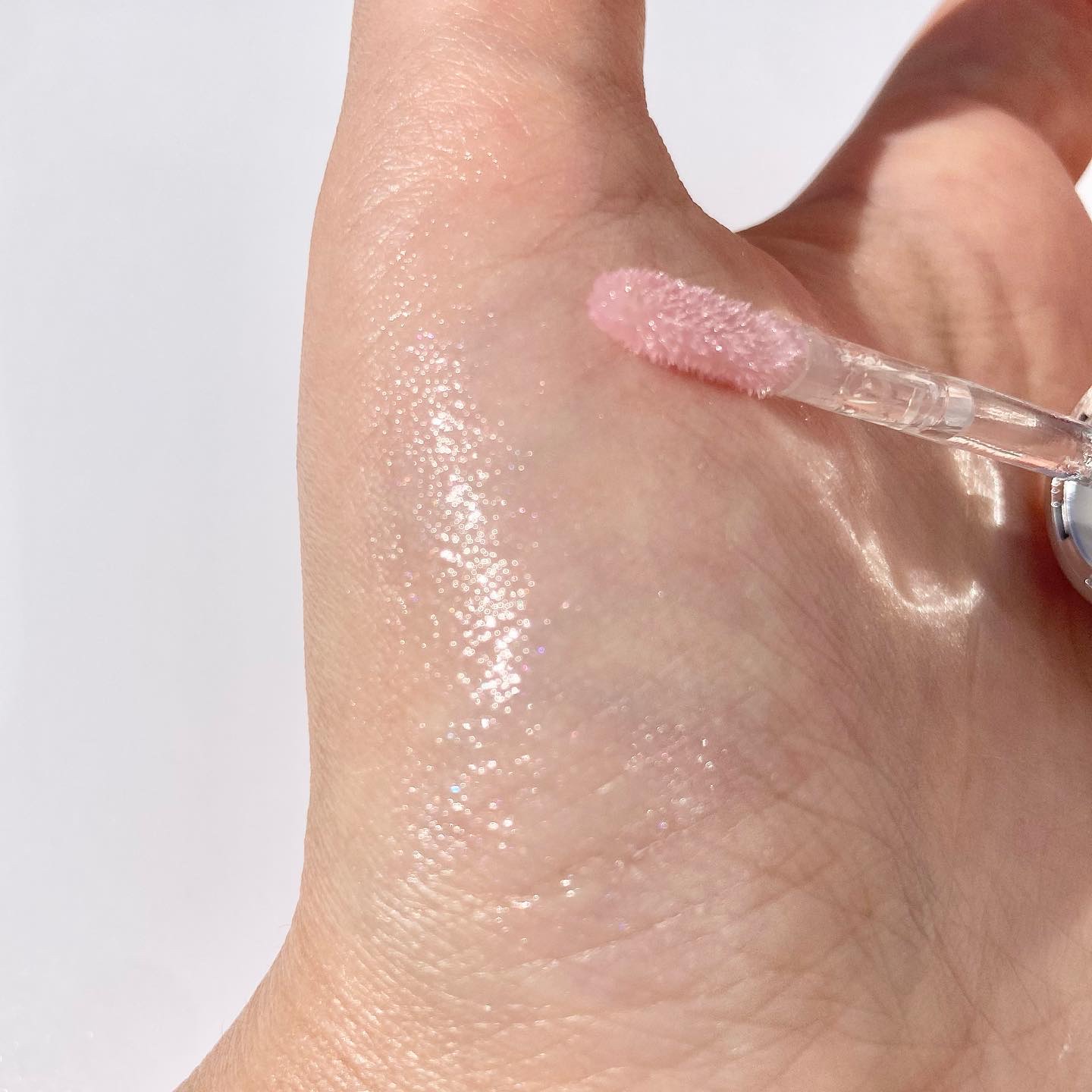 ジルスチュアート　クリスタルブルーム　リップブーケ セラム 02 sweet pea pink/JILL STUART/リッププランパーを使ったクチコミ（3枚目）