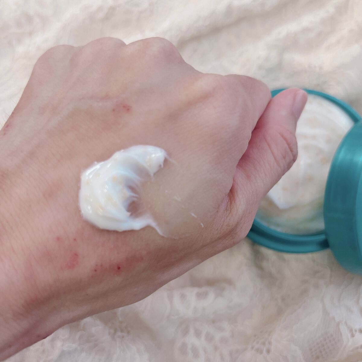 ビューティーチャージ ナイトスペリア/アトリックス/ハンドクリームを使ったクチコミ（3枚目）