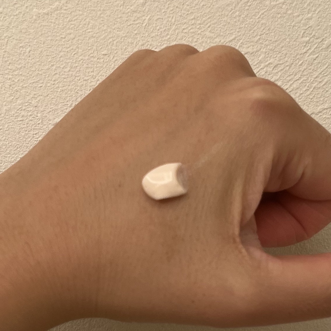 アルティミューン パワライジング ハンドクリーム/SHISEIDO/ハンドクリームを使ったクチコミ（2枚目）