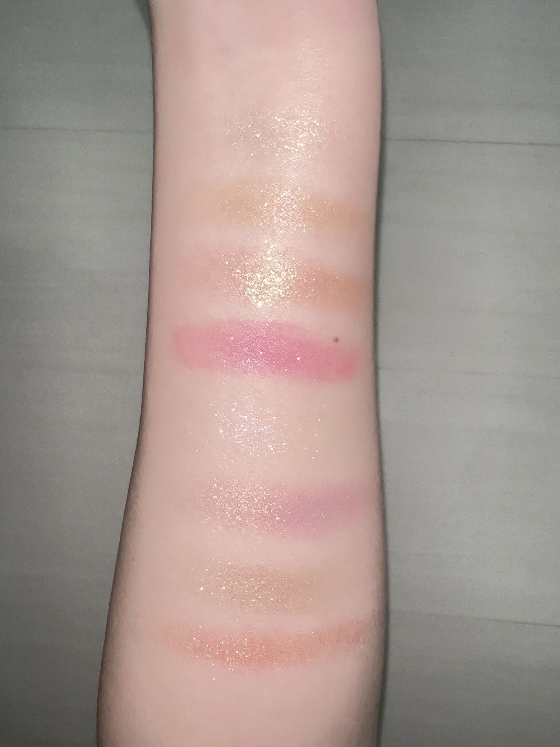 プレスド アイシャドー（レフィル） PR ピンクベージュ/shu uemura/単色アイシャドウを使ったクチコミ（3枚目）