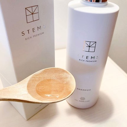 blanc*フォロバ100.ᐟ.ᐟ on LIPS 「ヒト毛根細胞順化培養液*を配合した、頭皮ケアシャンプー🌿ܸ(..」(4枚目)