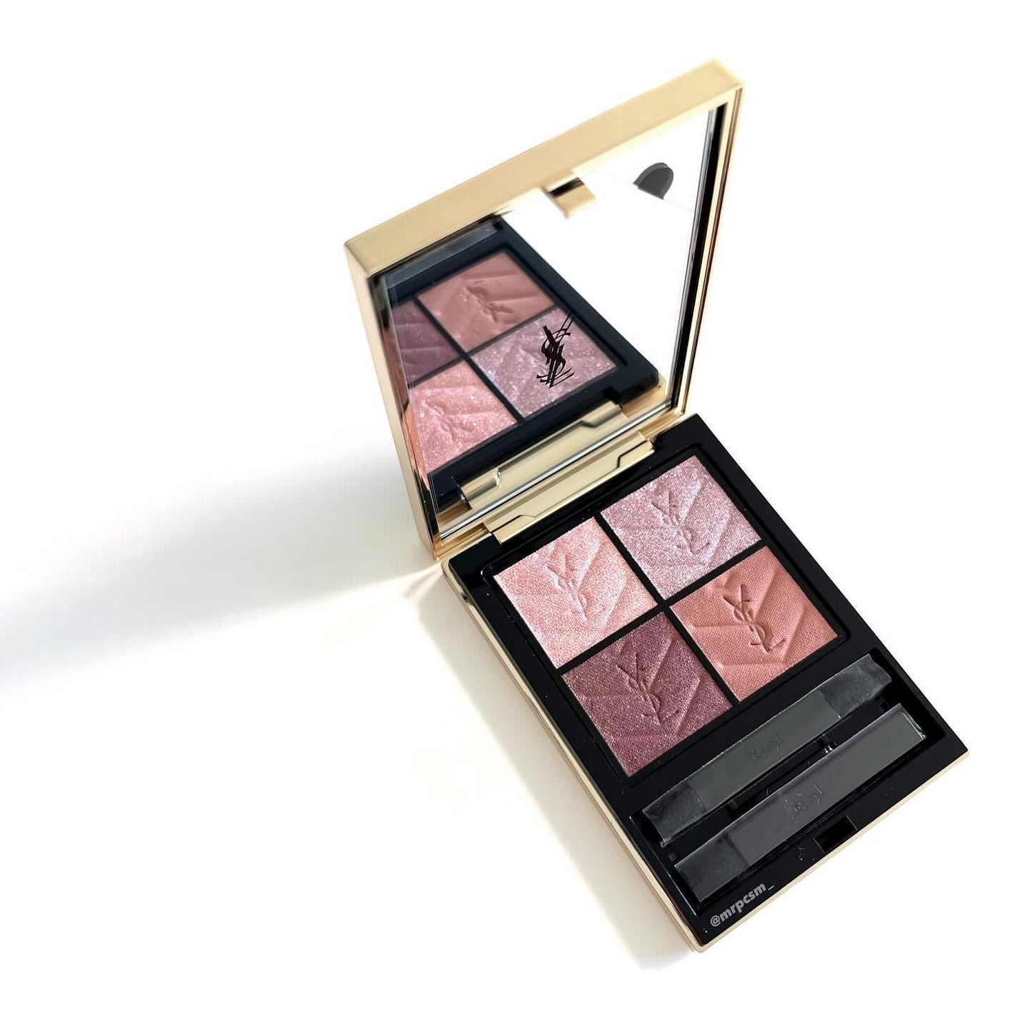 クチュール ミニ クラッチ/YVES SAINT LAURENT BEAUTE/アイシャドウパレットを使ったクチコミ(2枚目)