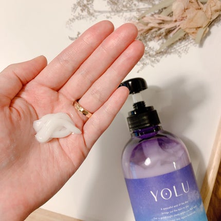 カームナイトリペアシャンプー/トリートメント/YOLU/市販シャンプーを使ったクチコミ(4枚目)