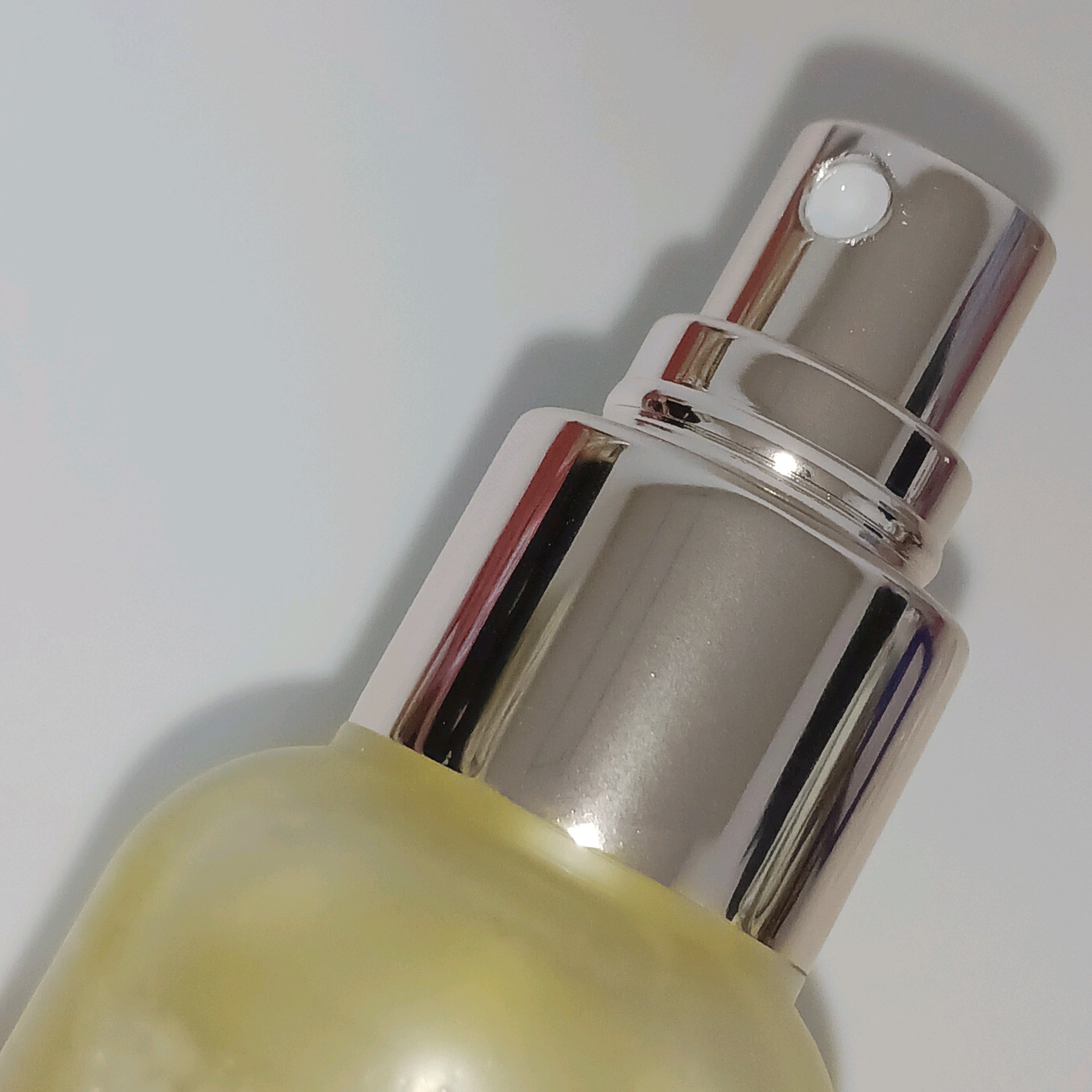 ダルバ ホワイトトリュフファーストスプレーセラム/ダルバ/ミスト状化粧水を使ったクチコミ（3枚目）