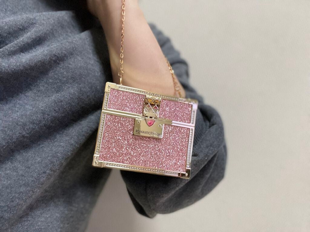 豆腐メンタルこむぎ on LIPS 「#Qoo10で購入しました。#中国コスメ_アイシャドウ夢心地を..」(2枚目)