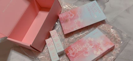 ひとこㄘん on LIPS 「今回3月にQoo10メガ割で買ったクリオのさくらエディションス..」(5枚目)