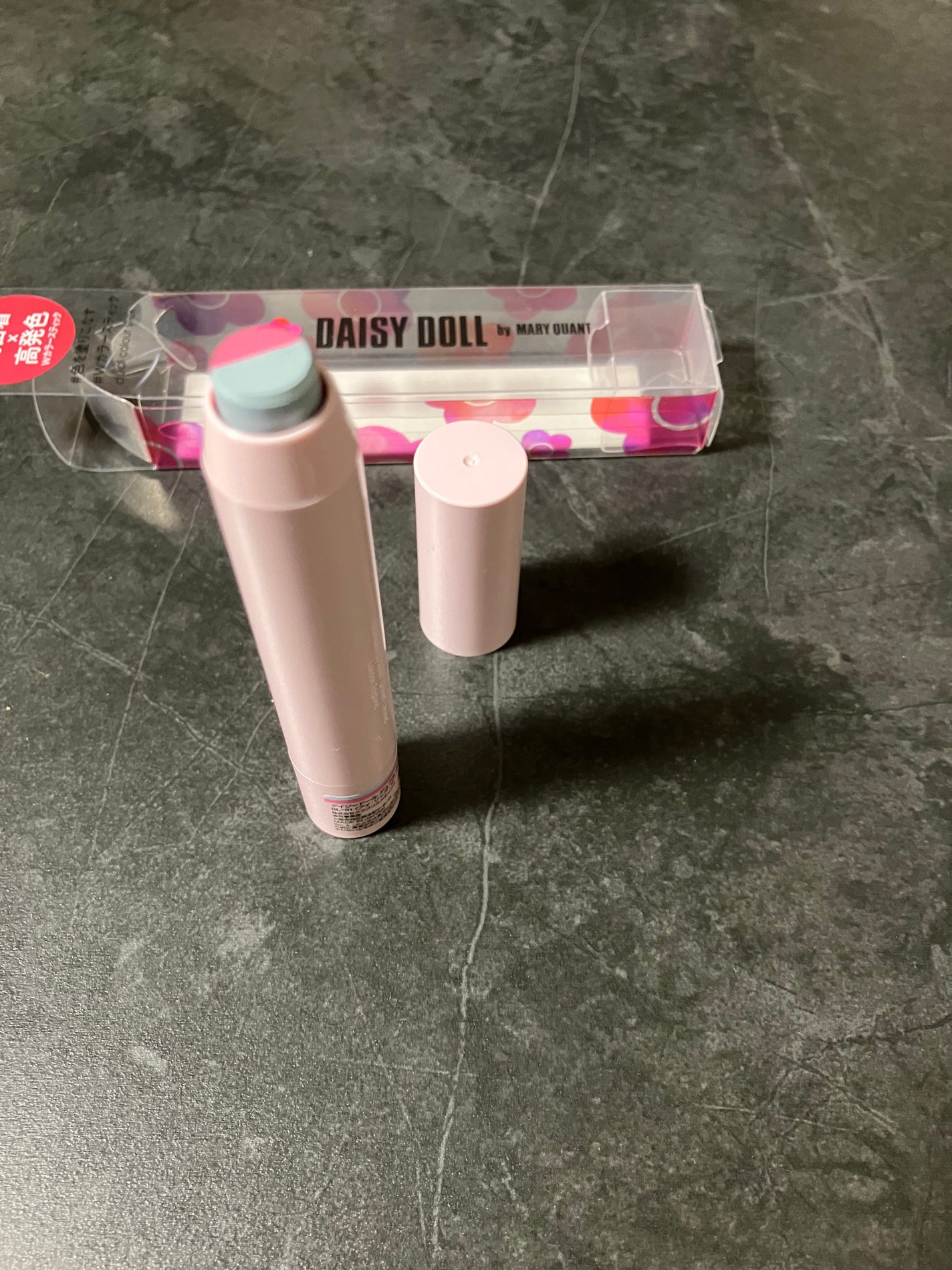 デュアル カラー スティック/DAISY DOLL by MARY QUANT/スティックアイシャドウを使ったクチコミ(2枚目)