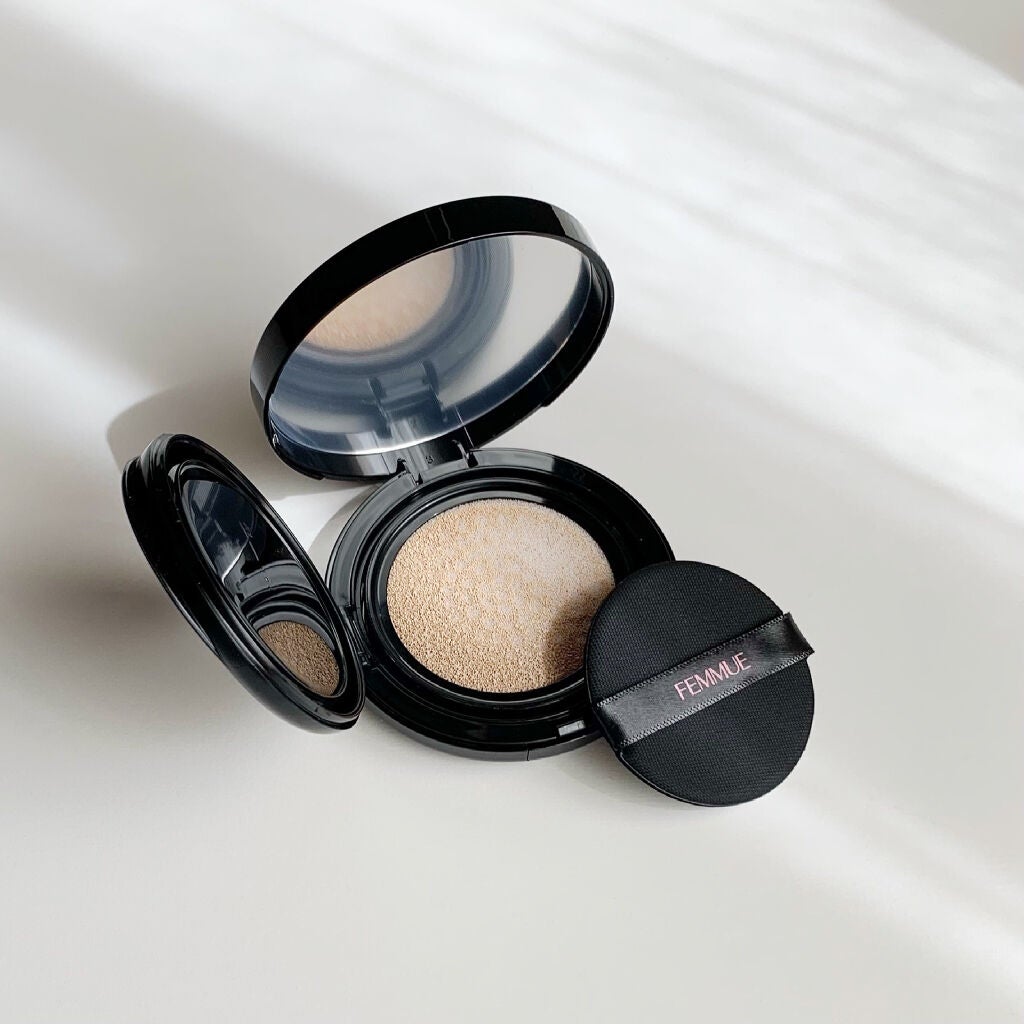 エバーグロウクッション SPF23 PA++/FEMMUE/クッションファンデーションを使ったクチコミ(3枚目)