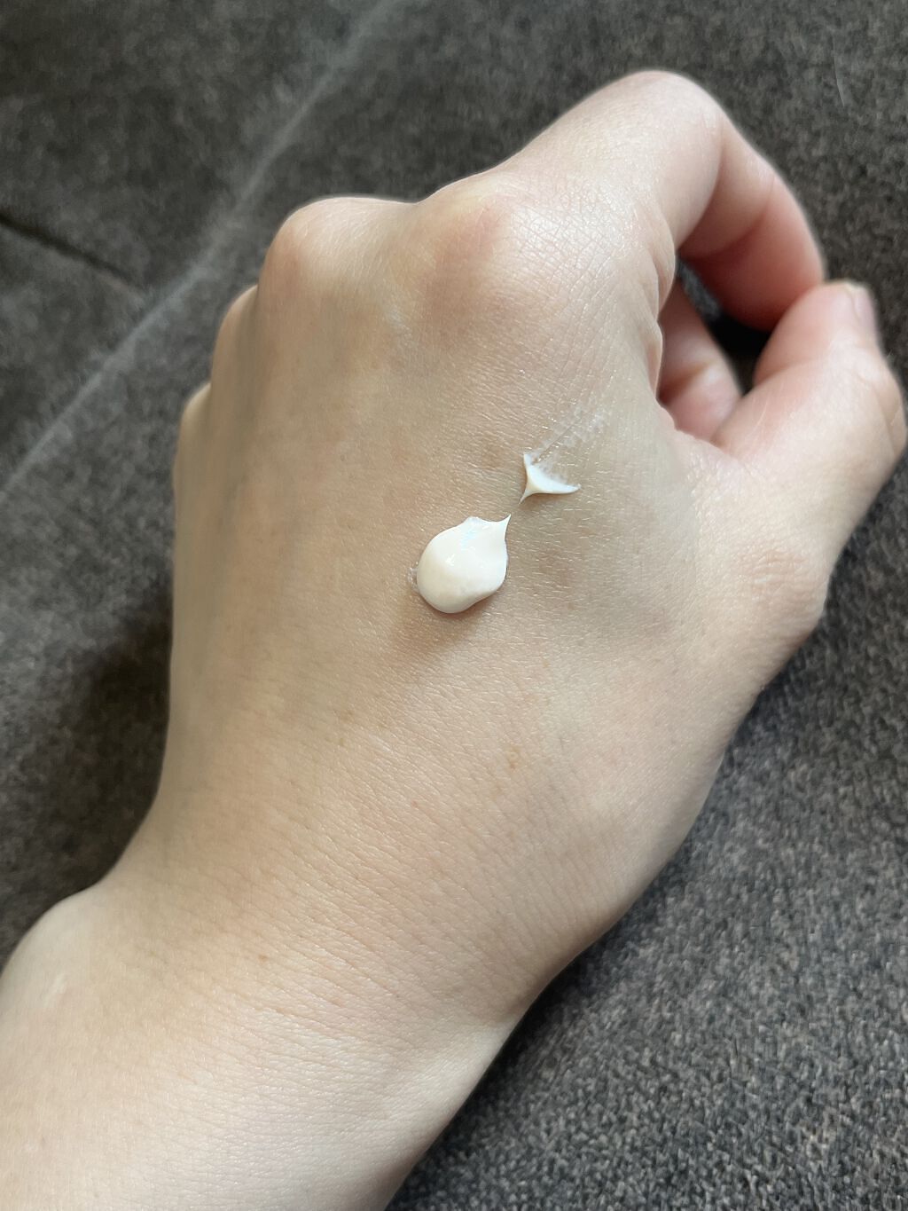 クレームUV/クレ・ド・ポー ボーテ/化粧下地を使ったクチコミ（2枚目）