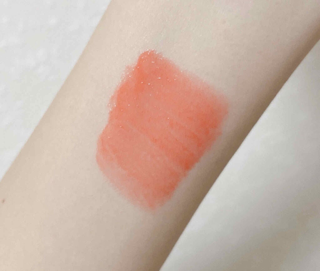 ラスティンググロスリップ/CEZANNE/口紅を使ったクチコミ(2枚目)